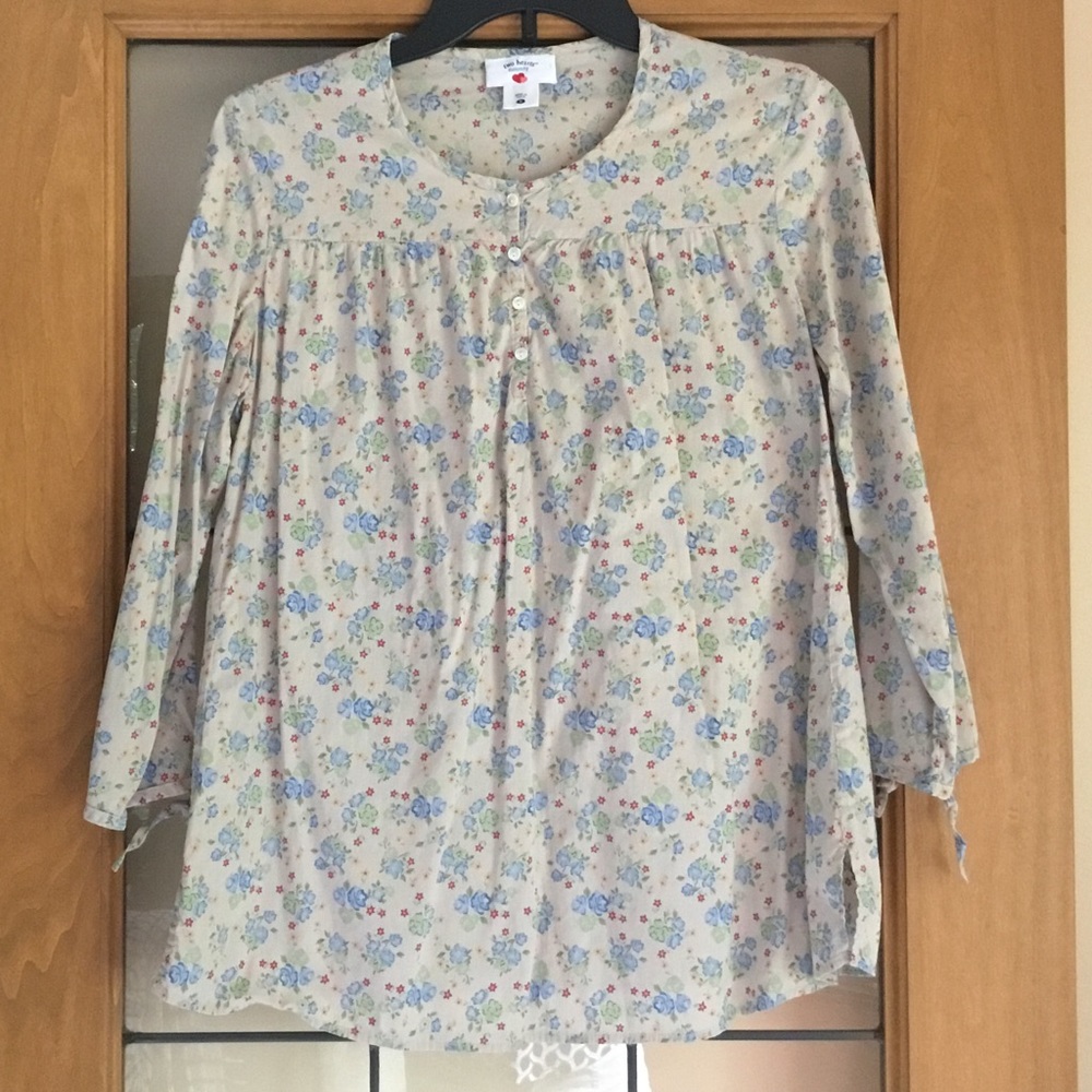 Maternity shirt